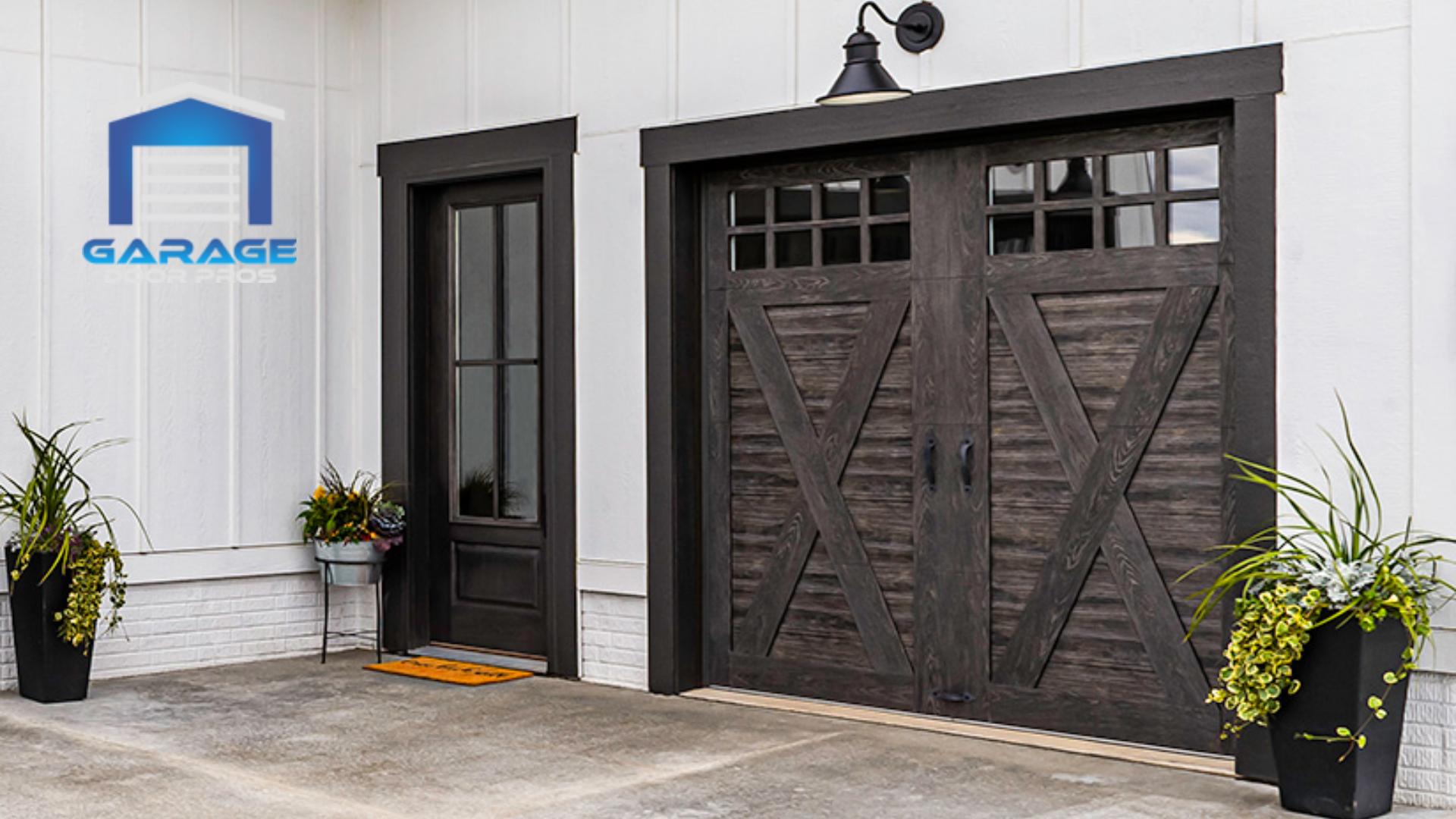 Designing Artistic Garage Doors