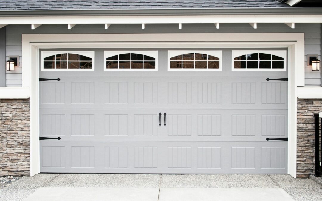 Are Vinyl Garage Doors Right For You?